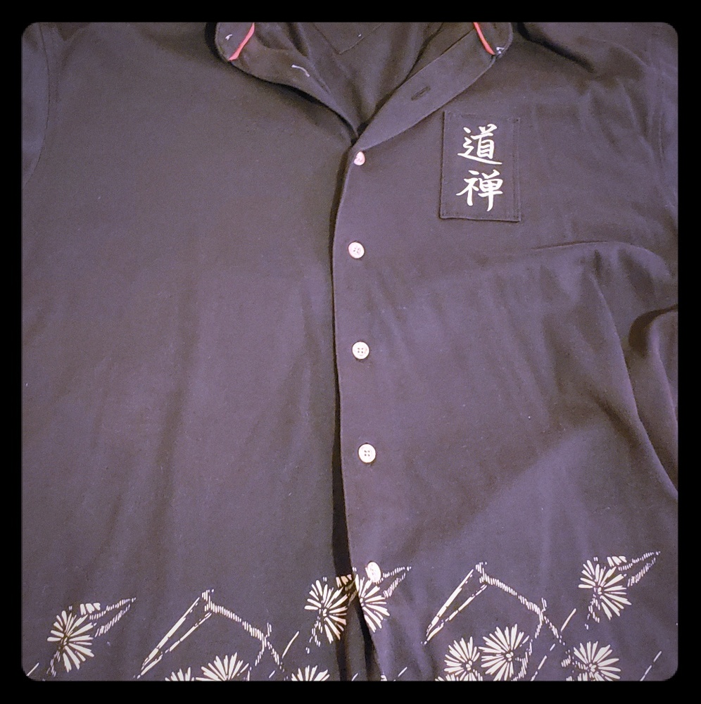 Tommy Hilfiger vintage 90's asian design T shirt